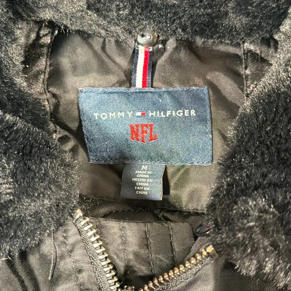 Tommy Hilfiger streetwear doubled